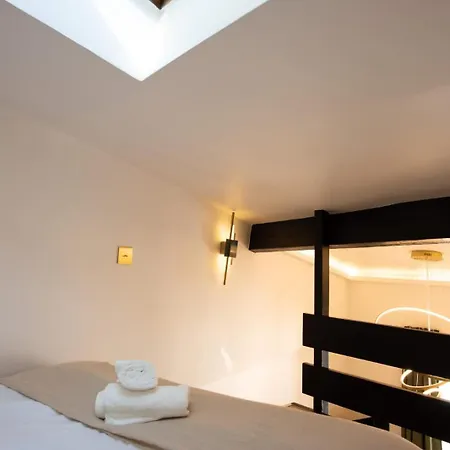 Pour 2 Personnes Avec Mezzanine